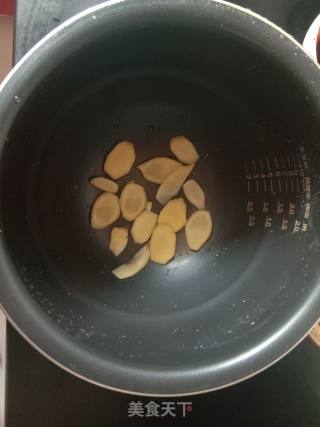 电饭煲烧鸡腿的做法步骤：11