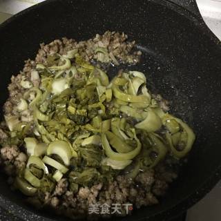 酸菜豆腐煲的做法步骤：9