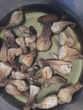 白菜豆腐煲的做法步骤：1