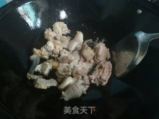 香菇烧土鸡的做法步骤：5