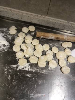韭菜蒸饺（韭菜馅不会出水哦）的做法步骤：12