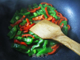 双椒炒老豆腐的做法步骤：8