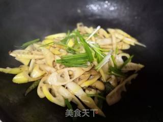 清炒冬笋的做法步骤：6