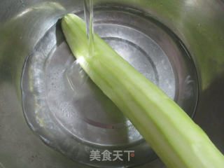 夜开花煮腊鸭腿的做法步骤：2