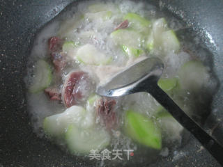 夜开花煮腊鸭腿的做法步骤：5