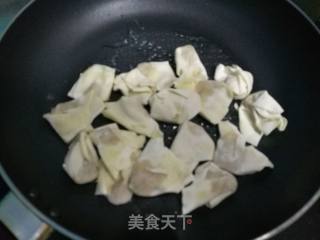 生煎馄饨的做法步骤：2