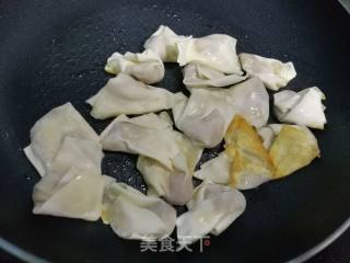 生煎馄饨的做法步骤：3