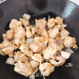 咖喱鸡块的做法步骤：4