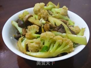 家常菜～菜花炒鸡杂的做法步骤：8