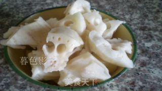 莲藕猪皮汤的做法步骤：3