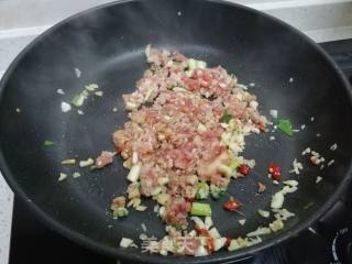 干煸四季豆的做法步骤：9