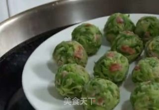 萝卜丸子这样做，不炒不炸不炖，鲜嫩可口、营养均衡，适合各个年龄段的冬季养生餐！的做法步骤：8