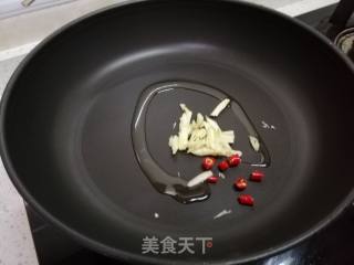 蒜椒番薯叶(地瓜叶)的做法步骤：2