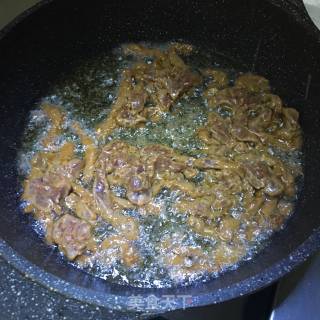 酸菜炒牛肉的做法步骤：12