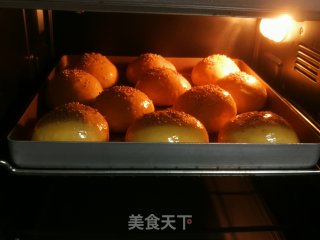 芝士肉松餐包的做法步骤：9