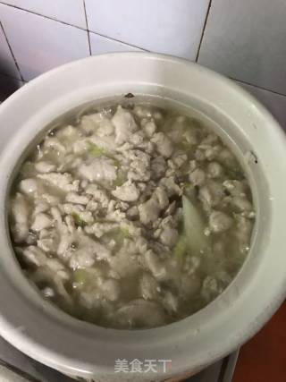 排骨肉丸白菜粥的做法步骤：3