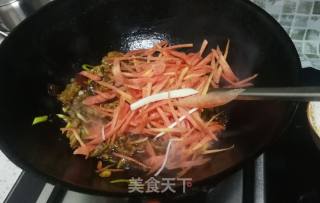 鱼香牛肉丝的做法步骤：9