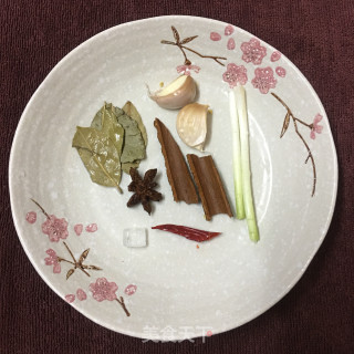 卤水莲藕的做法步骤：5