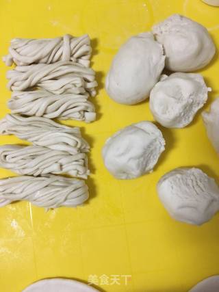银丝卷的做法步骤：5