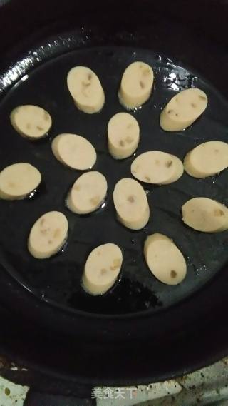 鸡肉肠烘蛋的做法步骤：4