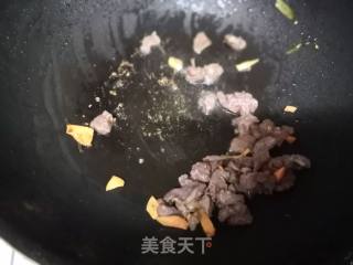 蘑菇牛肉汤的做法步骤：3