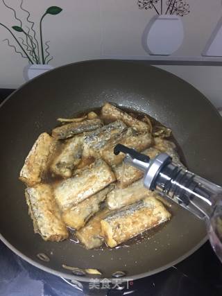 糖醋带鱼段的做法步骤：8