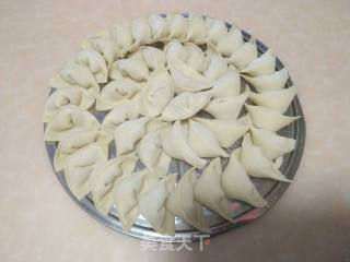 韭黄肉馅馄饨的做法步骤：3