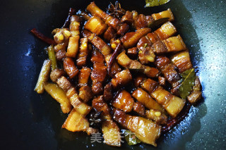 秘制红烧肉-内含肥而不腻的小窍门的做法步骤：13