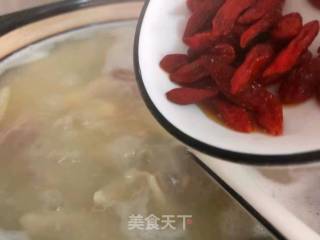 莲子猪肚汤的做法步骤：9
