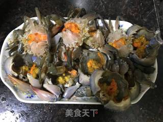 蒸膏蟹的做法步骤：1