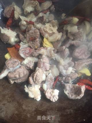 牛肉烧萝卜的做法步骤：8