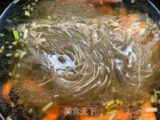 家常海鲜粉的做法步骤：9