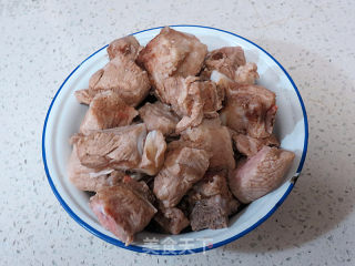 主食配菜一锅出【豆角排骨焖卷子】的做法步骤：3