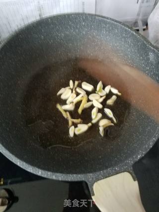 清炒黄心菜的做法步骤：3