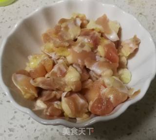 香辣鸡脆骨的做法步骤：1