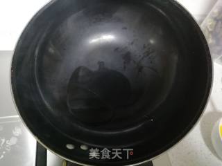 鸡蛋毛豆炒虾仁的做法步骤：3