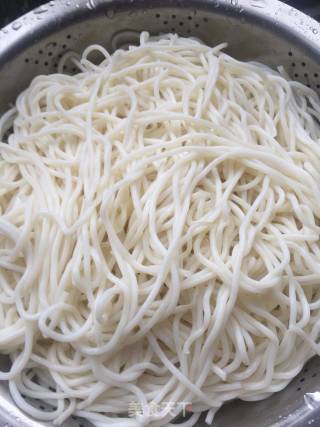 早餐炒粉的做法步骤：1
