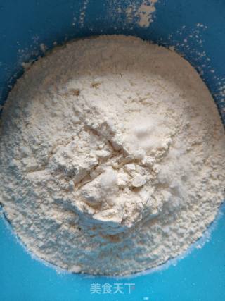 葱花千层饼的做法步骤：2