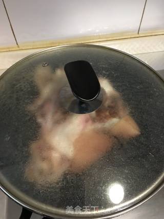 焖蹄膀的做法步骤：3
