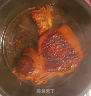 焖蹄膀的做法步骤：6