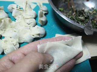 荠菜肉末小馄饨的做法步骤：6