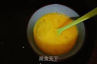 葱香芹菜蛋炒饭的做法步骤：2