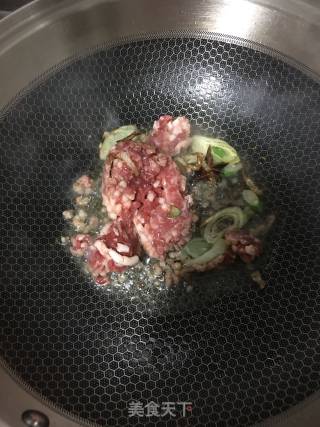 牛肉香菇酱的做法步骤：4