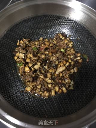 牛肉香菇酱的做法步骤：7