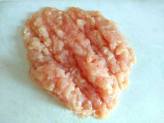 红烧鸡肉豆腐丸子的做法步骤：1