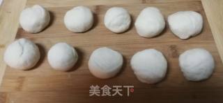 奶黄包的做法步骤：7