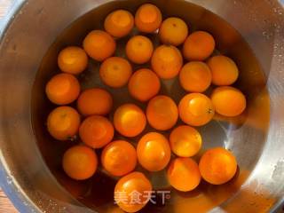金桔酱的做法步骤：2