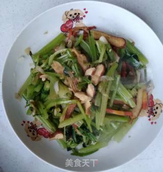 芹菜炒豆干的做法步骤：4