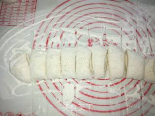 全麦芝麻红枣糖饼的做法步骤：6