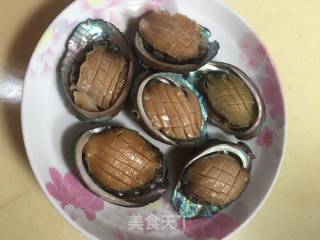 清蒸蒜蓉鲍鱼的做法步骤：2